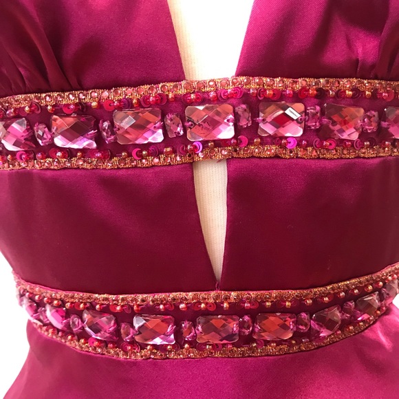 Xscape Evening Gown - Picture 3 of 8